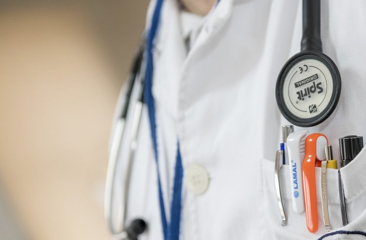 Lažni liječnik prevario Osječanku: Za navodnu operaciju unuka predala mu 10.000 eura