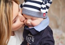 Danas se obilježava Majčin dan: Prilika za zahvalnost i ljubav prema majkama