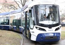U Osijek stiglo deset novih niskopodnih tramvaja