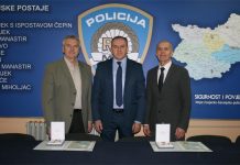 PU osječko-baranjska dodijelila odlikovanja Red hrvatskog pletera