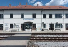 Na željezničkom kolodvoru u Belom Manastiru postavljene komunikacijske ploče za lakšu komunikaciju putnika i osoblja