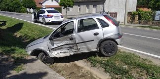 Dvije osobe ozlijeđene u prometnoj nesreći u Kneževim Vinogradima
