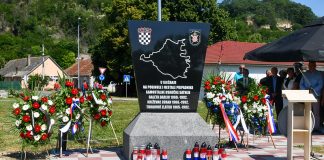U Batini otkriveno spomen-obilježje herojima Samostalne uskočke satnije poginulima u operaciji Batinski most